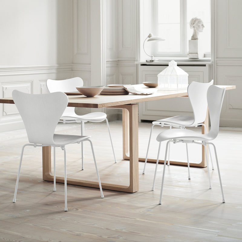 Fritz Hansen - Serie 7 Stuhl Monochrom (4er-Set)