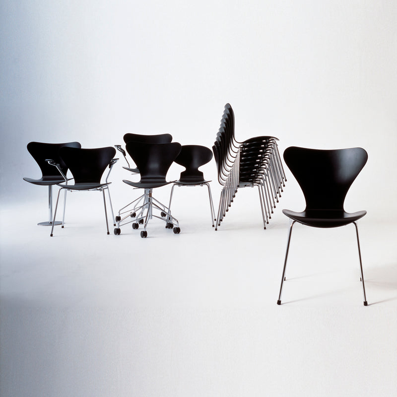 Fritz Hansen - Serie 7 Stuhl Chrom
