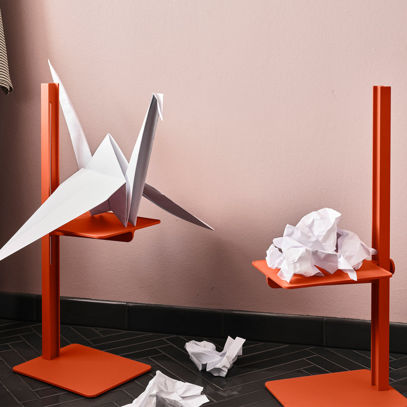 String - Museum Sidetable | orange
