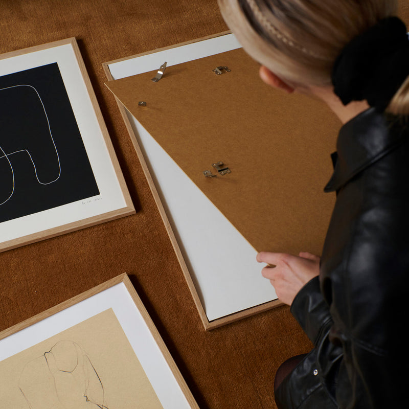 The Poster Club - Bilderrahmen Eiche beige