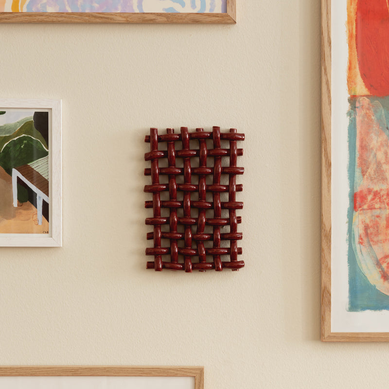 The Poster Club - Interlace Wanddekoration | bordeaux
