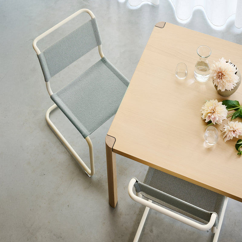 Thonet - S 33 V Stuhl | Stoff Rohi Cento ray / Perlweiß