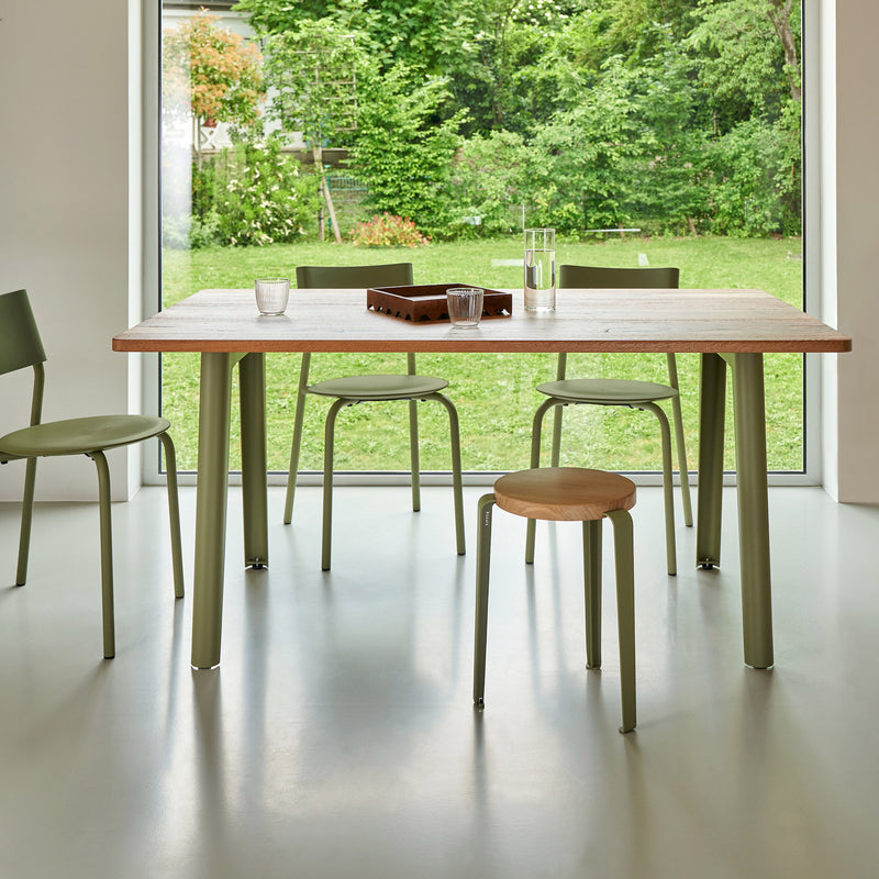 TipToe - NEW MODERN Esstisch | Eiche / 95 x 160 cm / khaki grün