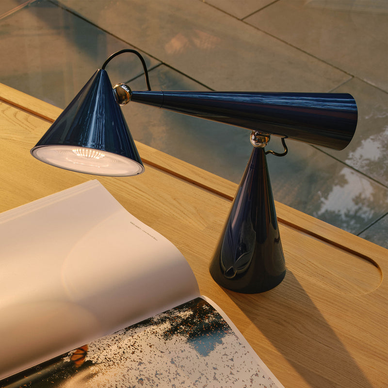Tom Dixon - Pose Task LED Tischleuchte | indigo