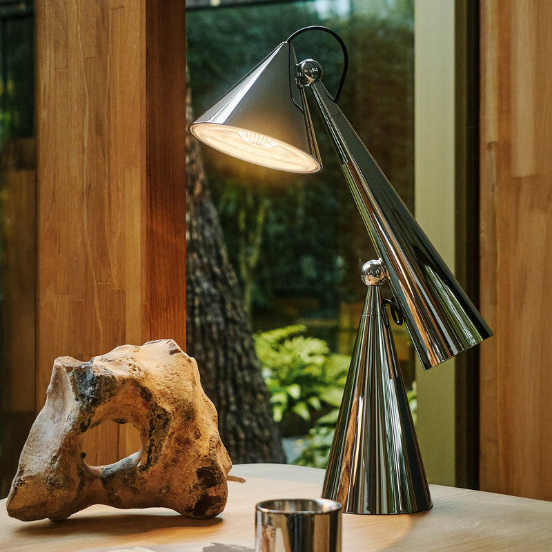 Tom Dixon - Pose Task LED Tischleuchte | silver
