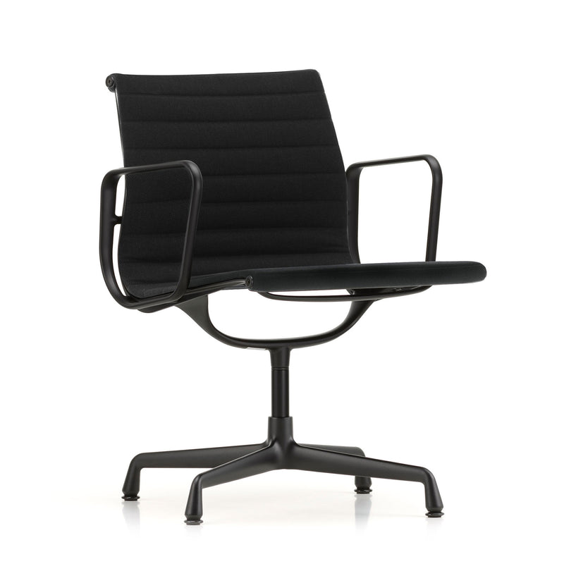 Vitra - Aluminium Chair EA 103 Stuhl | 