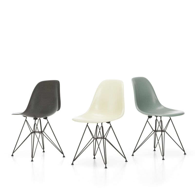 Vitra - Eames Fiberglass Side Chair DSR