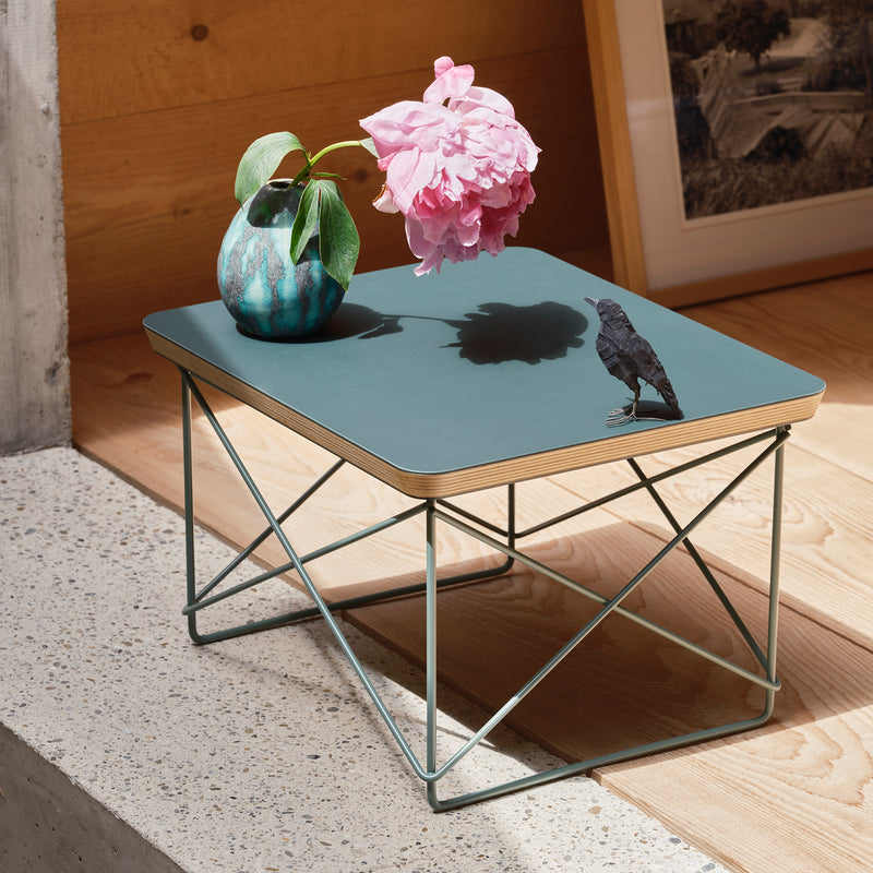 Vitra - Eames Occasional Table LTR | Linoleum jade / Eames Sea Foam Green
