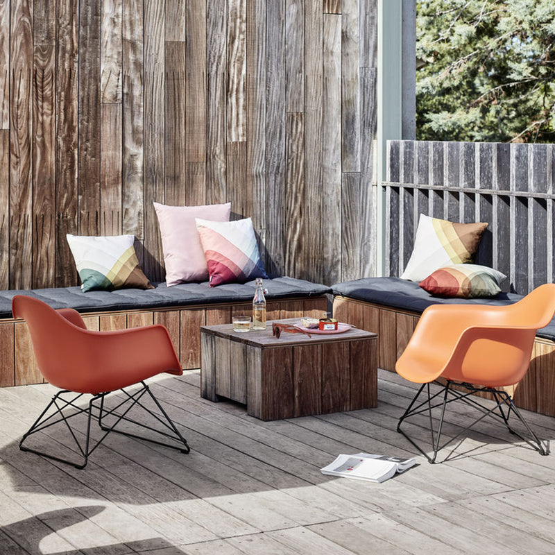 Vitra - Eames Plastic Armchair LAR RE