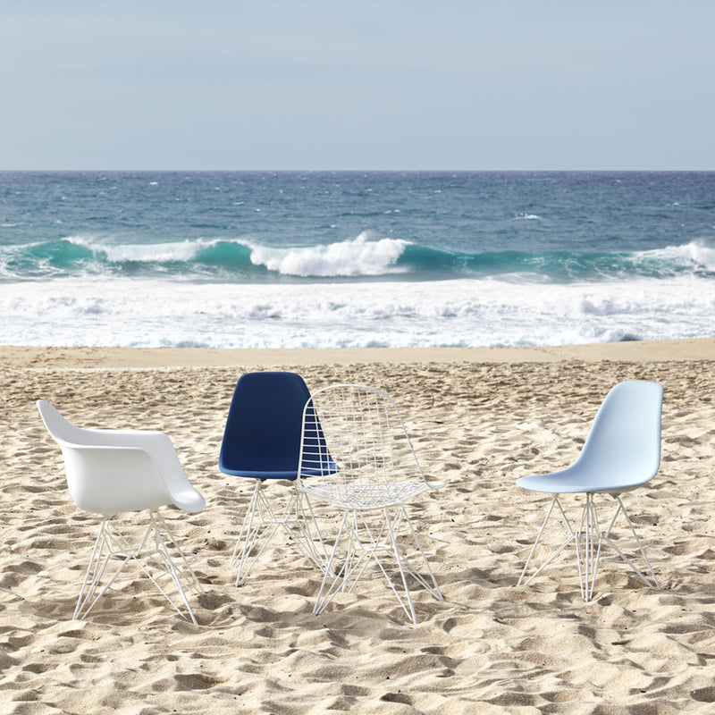 Vitra - Eames Plastic Side Chair DSR RE
