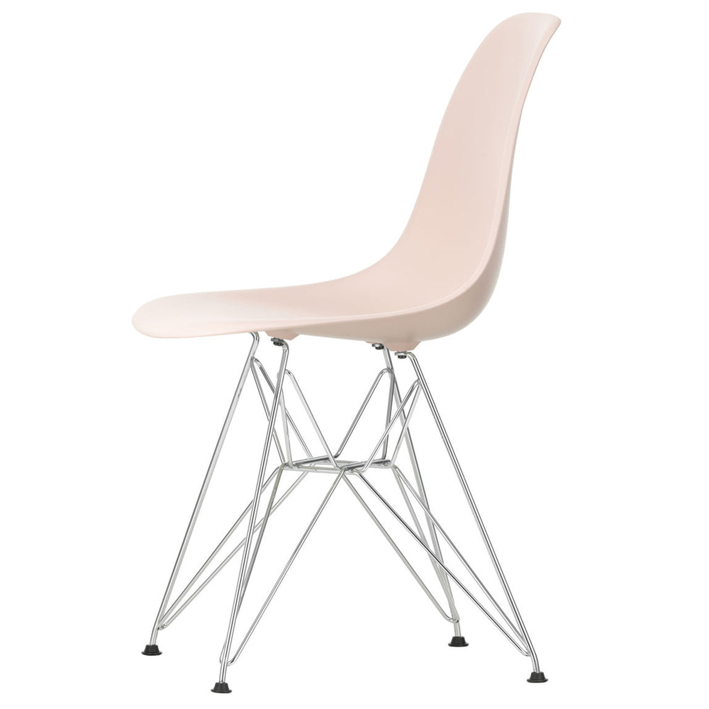 Vitra - Eames Plastic Side Chair DSR RE | zartrosé RE / verchromt