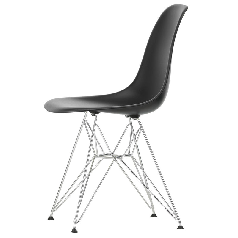 Vitra - Eames Plastic Side Chair DSR RE | Filzgleiter basic dark / tiefschwarz RE / verchromt