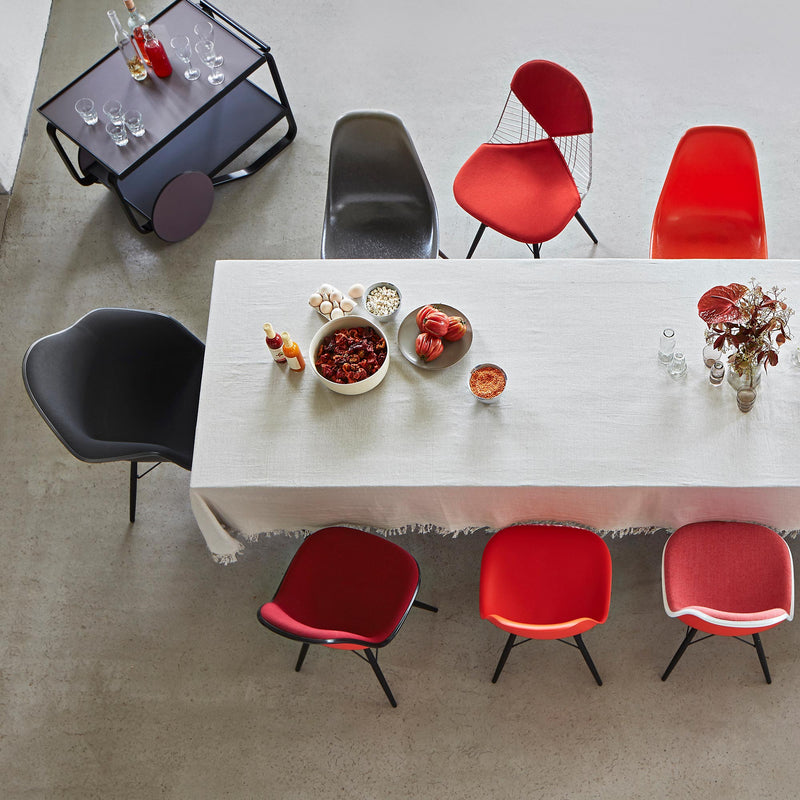Vitra - Eames Fiberglass Side Chair DSW