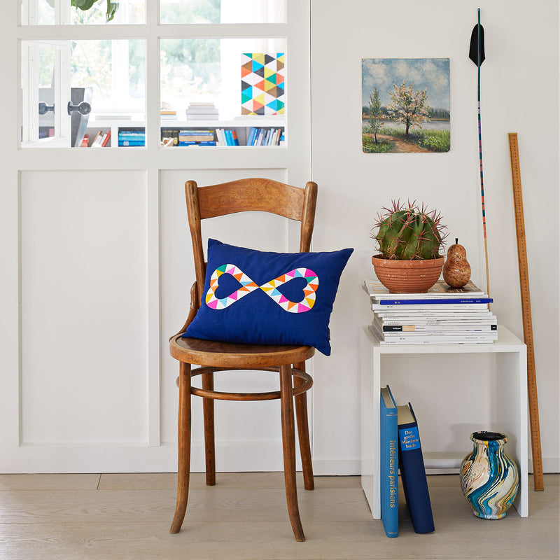 Vitra - Embroidered Kissen