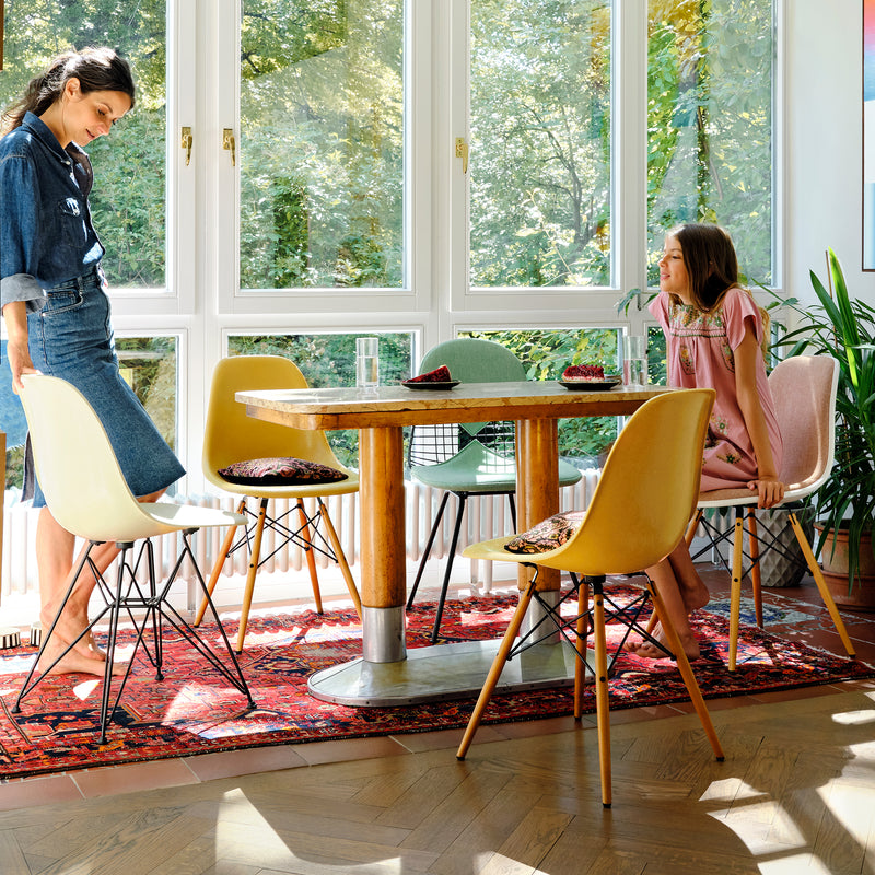 Vitra - Wire Chair DKR-2