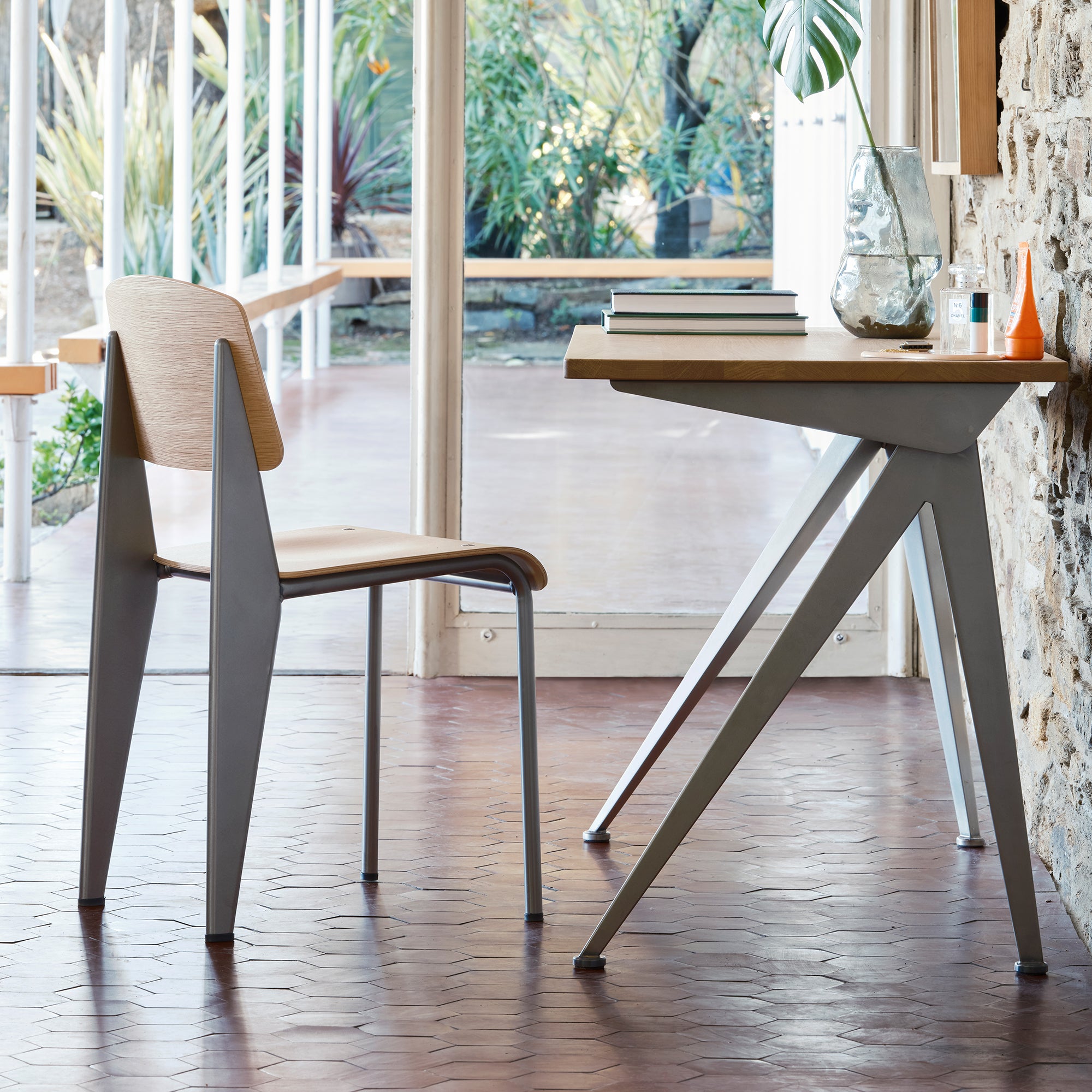 Vitra - Compas Direction Tisch
