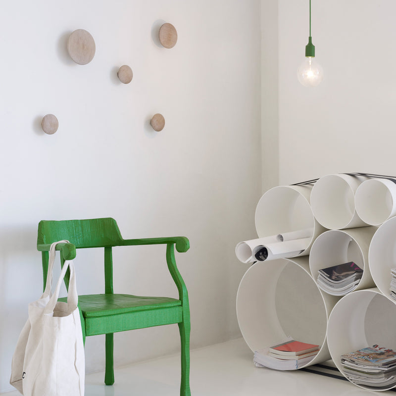 Muuto - Wandhaken "The Dots Wood" 5er-Set | Eiche natur