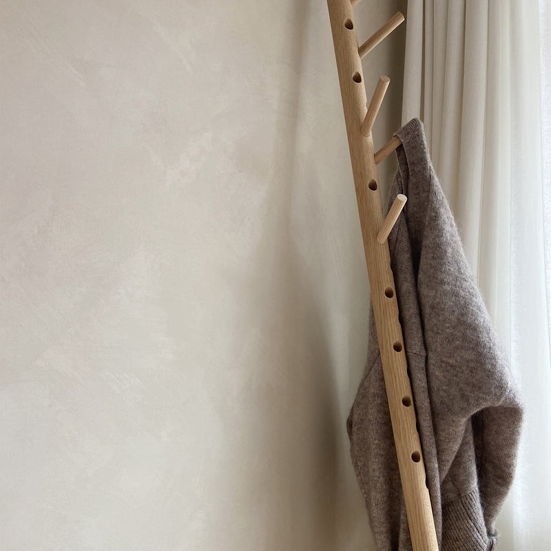 We Do Wood - Laid Back Standgarderobe