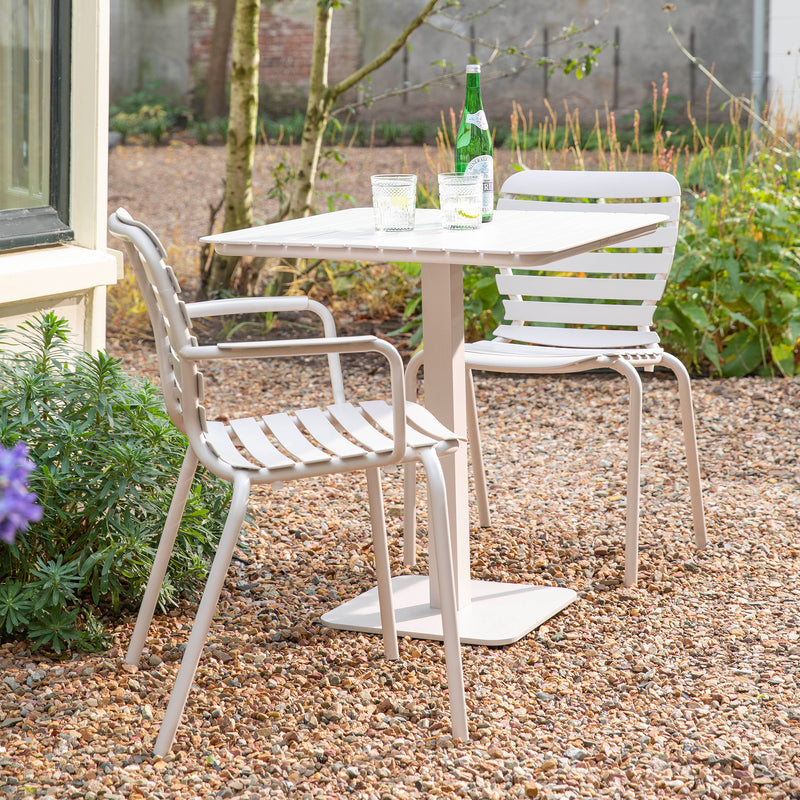 Zuiver - Vondel Gartenstuhl mit Armlehnen