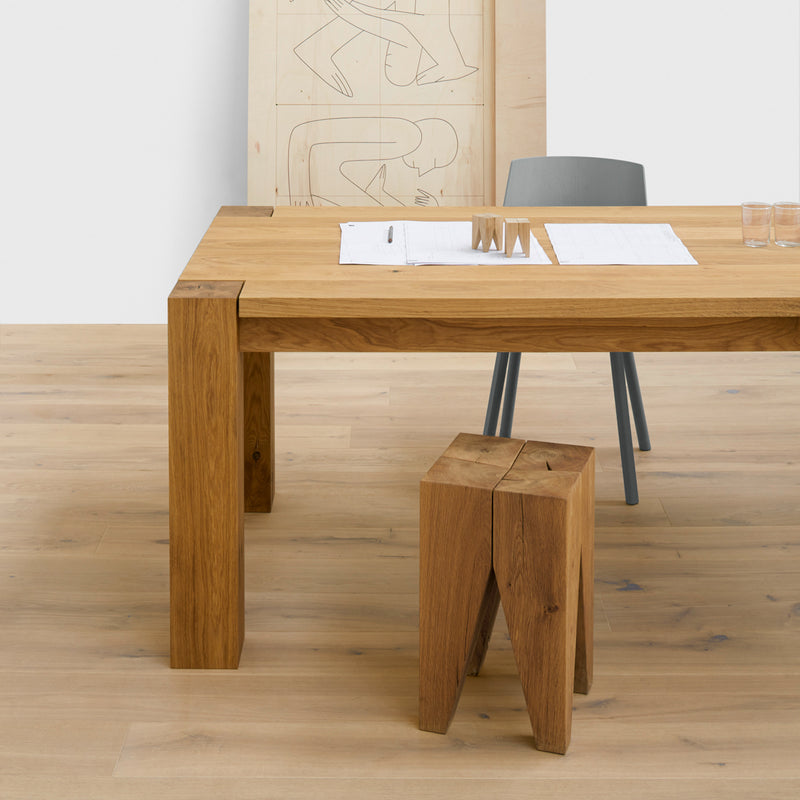 e15 - ST04 Backenzahn Hocker