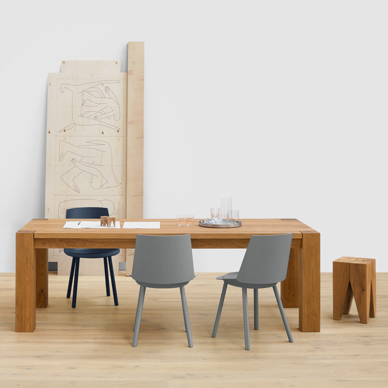 e15 - ST04 Backenzahn Hocker
