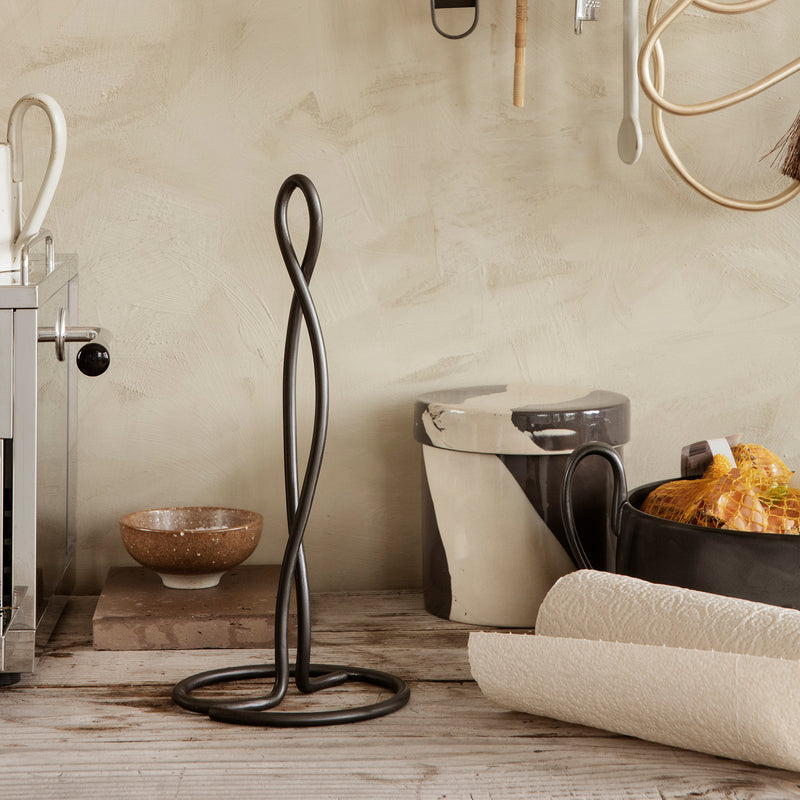 Ferm Living - Curvature Küchenrollenhalter