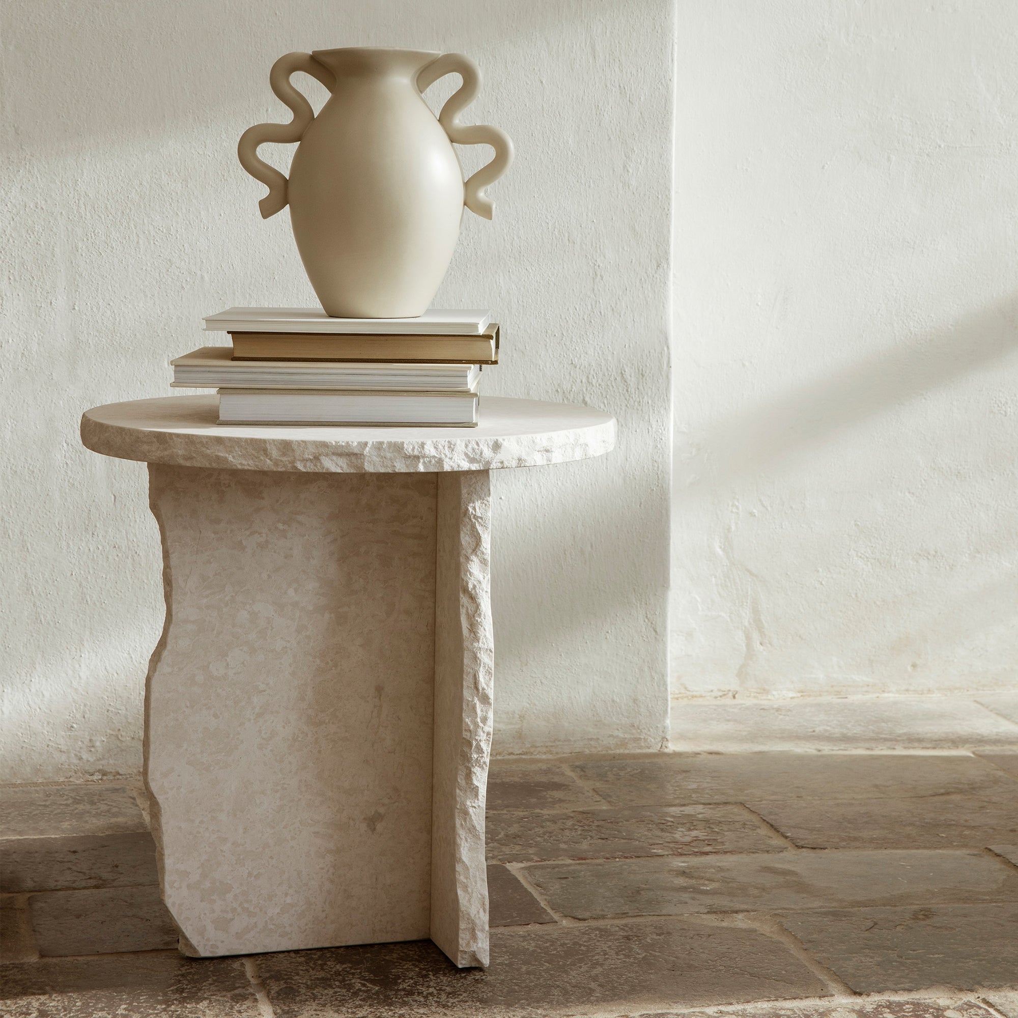 Ferm Living - Mineral Marmor Skulpturtisch