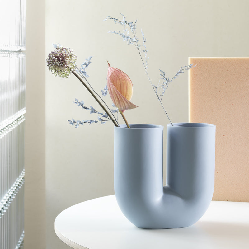 Muuto - Kink Vase | H 26,3 cm / hellblau