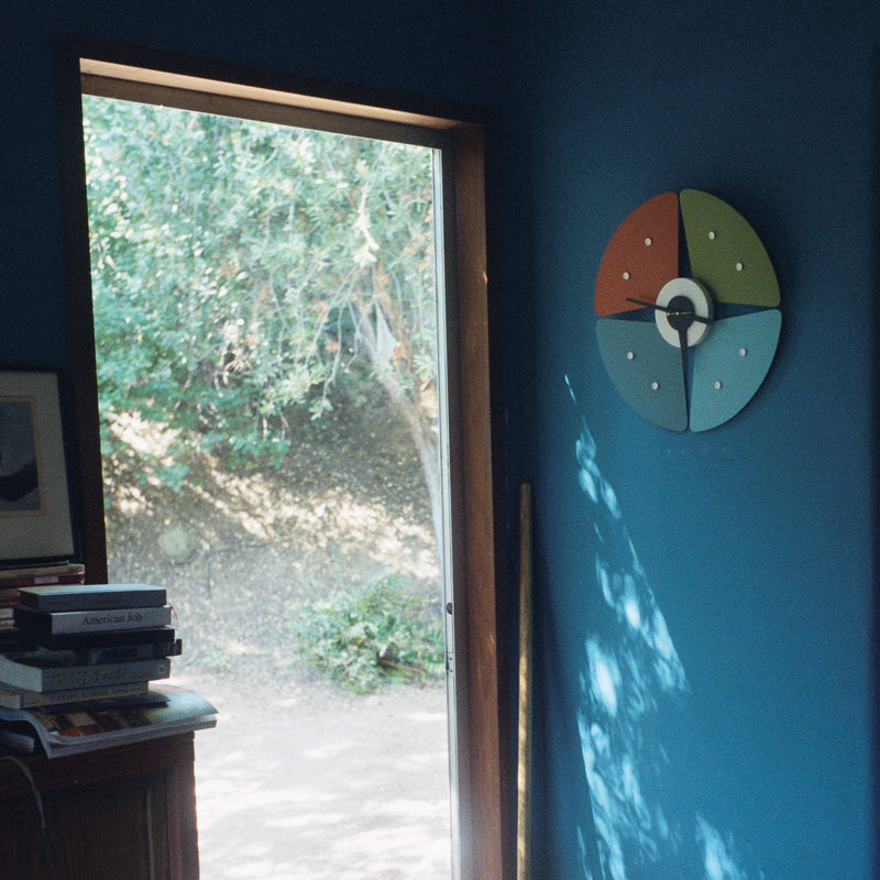 Vitra - Petal Clock