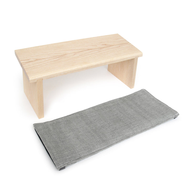 side by side - Meditationsbank / Hocker