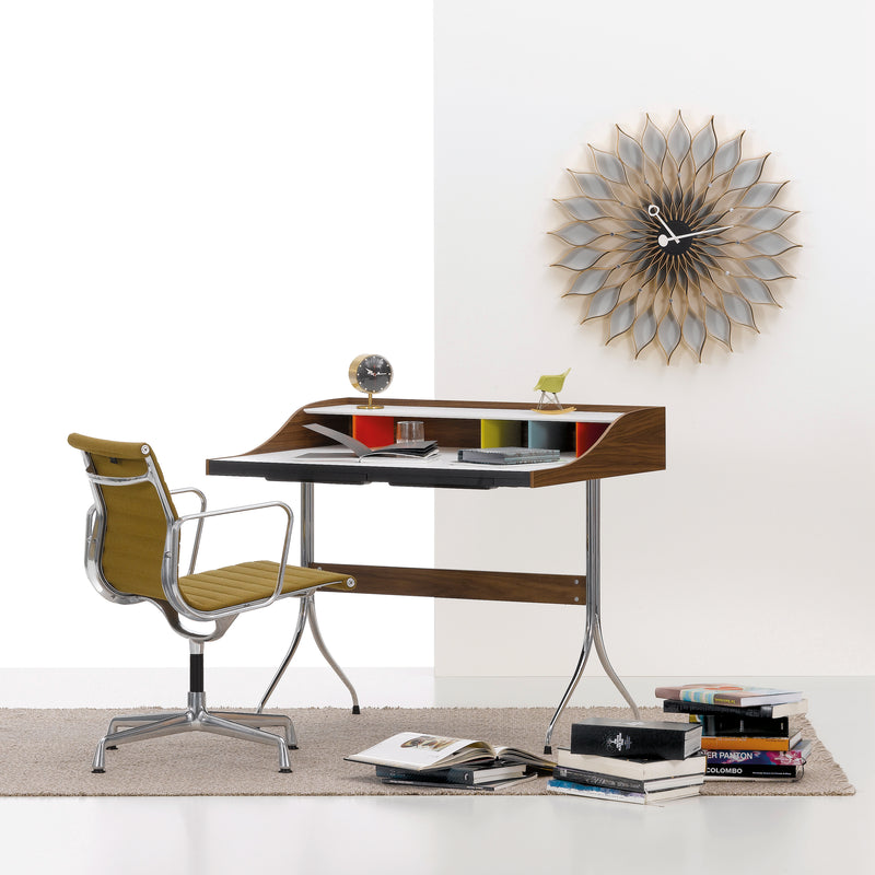 Vitra - Sunflower Clock